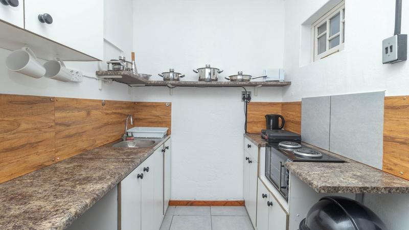 5 Bedroom Property for Sale in De Kuilen Western Cape